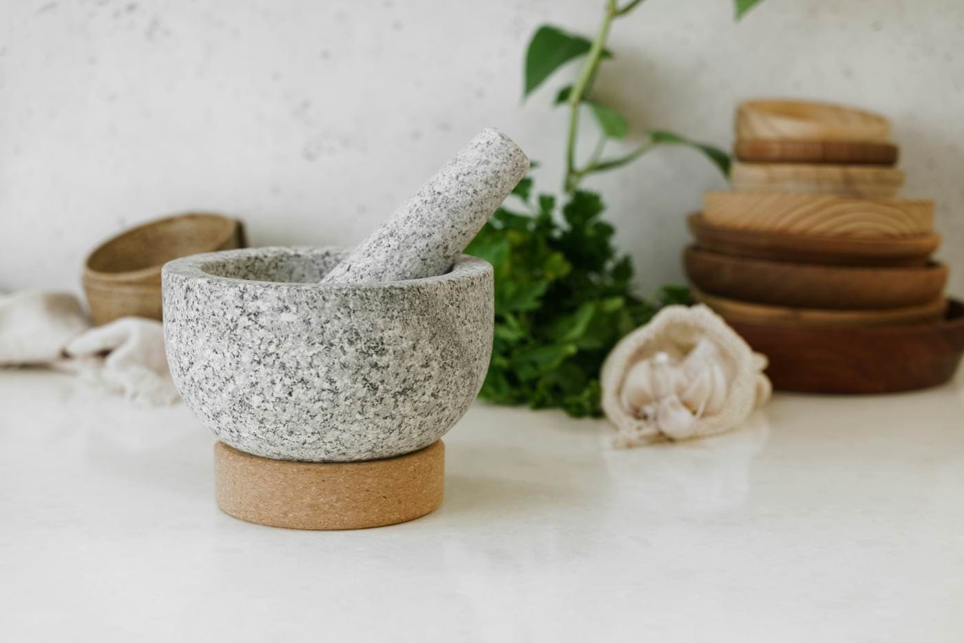 A mortar and pestle